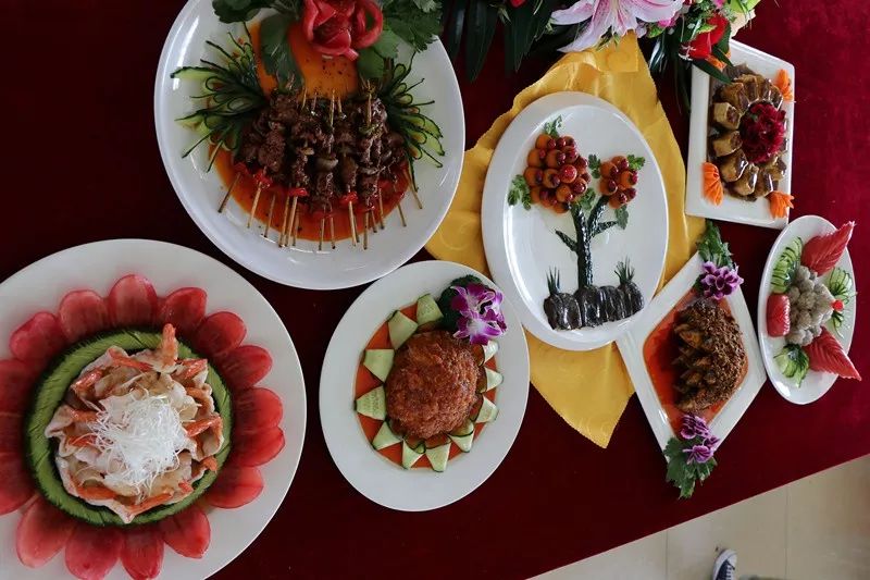 「定向培养、高薪就业」叉车驾驶、焊工、汽修、厨师、电装技能培训，学习技术好去处