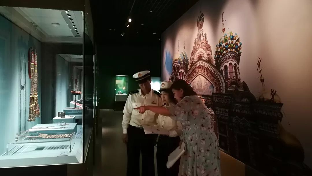 「滨海鲜闻」最恐怖最惊艳最刺激的开箱……一般人真看不了！