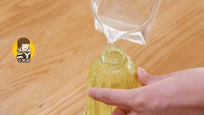 风油精滴在鞋上怎么办,风油精涂在脚上会发生什么事