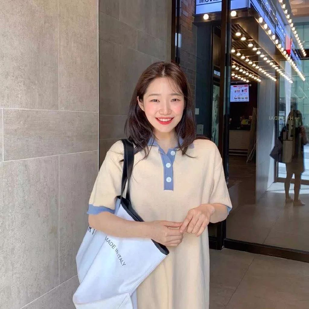 中长发是齐的还是有层次的好看,中长发怎么样烫发