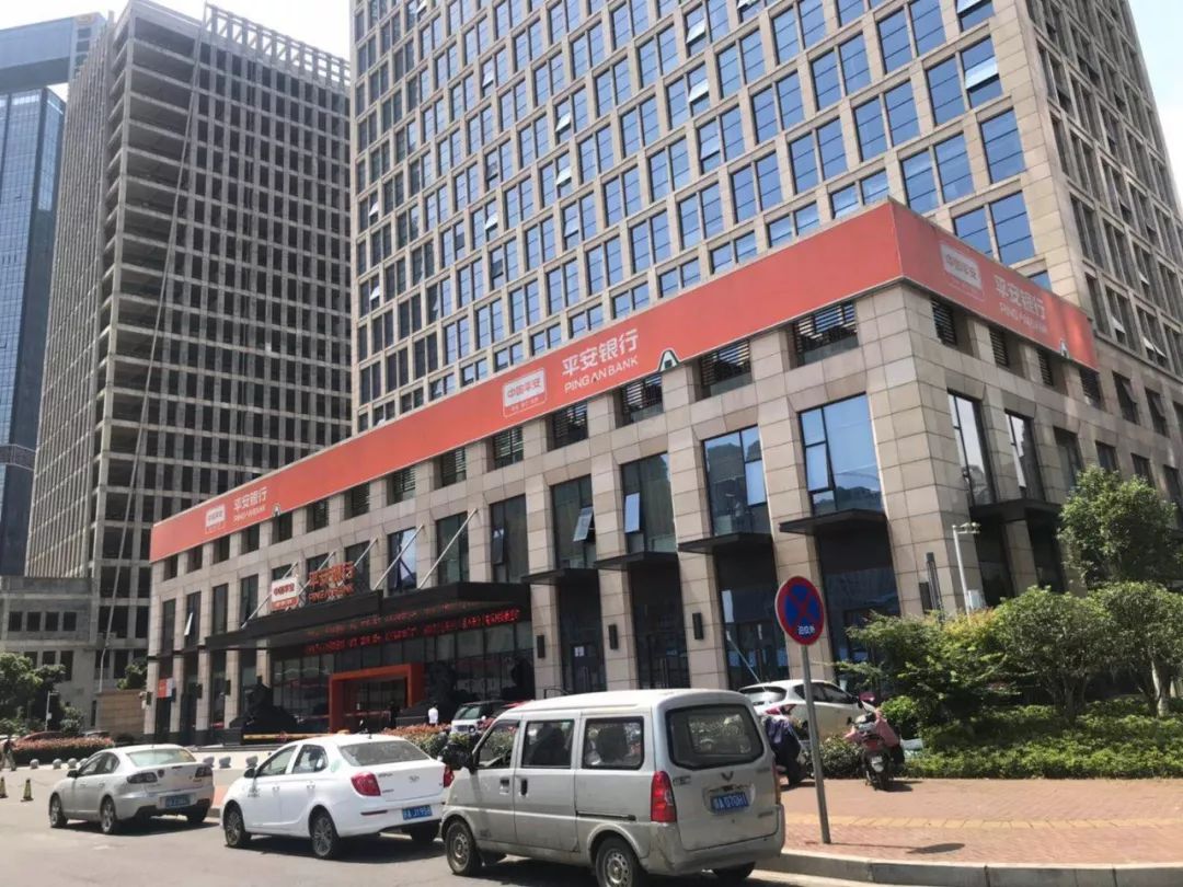 全款买车被莫名贷款8万,一女子全款买车后变贷款了