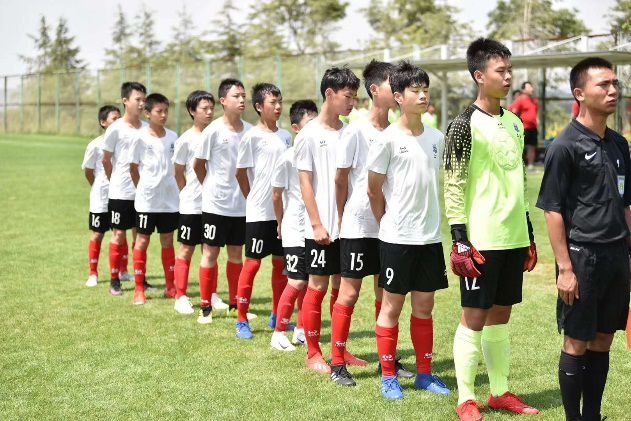 喜报青少年足球赛,喜报我校足球队再创佳绩