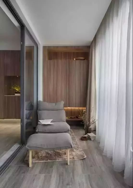 阳台上的天地柜,阳台上做橱柜地柜怎么做