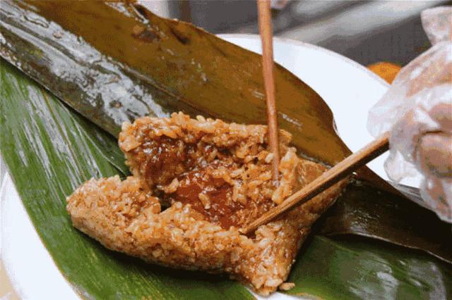 粽叶泡过硫酸铜和正常的区别,怎样辨别粽叶有没有浸泡过硫酸铜