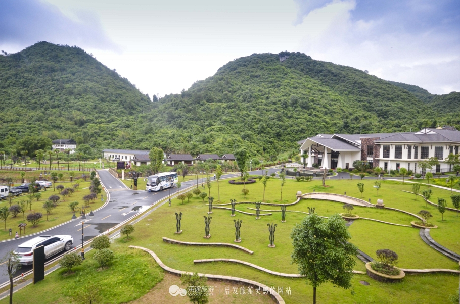 巴厘岛温泉自然风景,巴厘岛温泉度假游