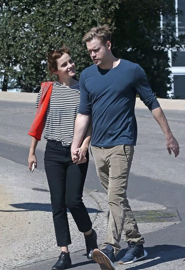 赫敏霉霉,霉霉和赫敏什么关系