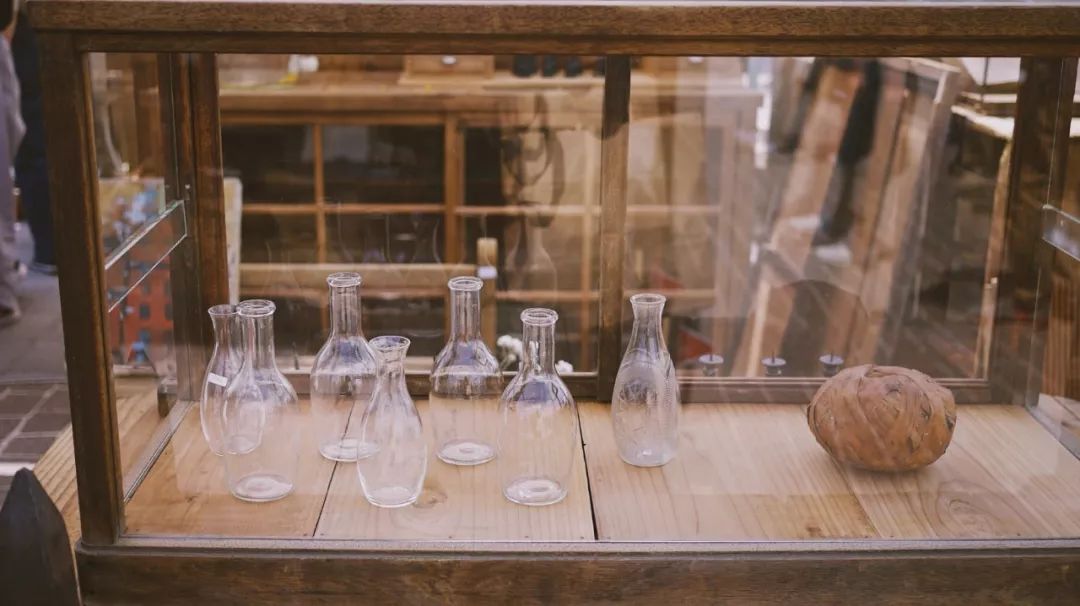 东京上野跳蚤市场,网购让人越来越失望