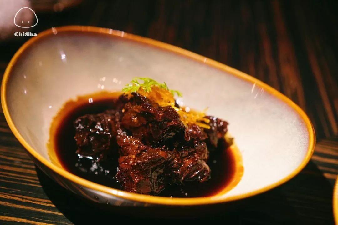 一周吃饭居然花掉1万块?!真是胆子肥了