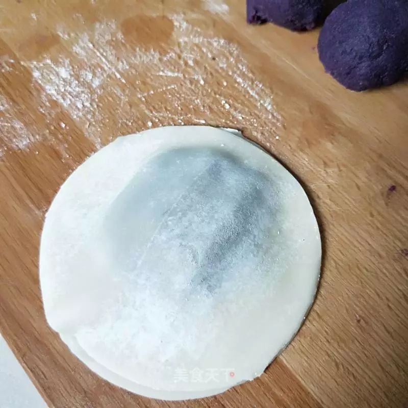 吃剩的饺子皮这样做，简单又好吃，简直香skr人