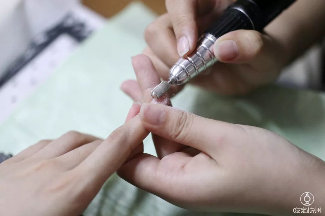 施华洛世奇美睫 (美睫沙龙美甲推荐)