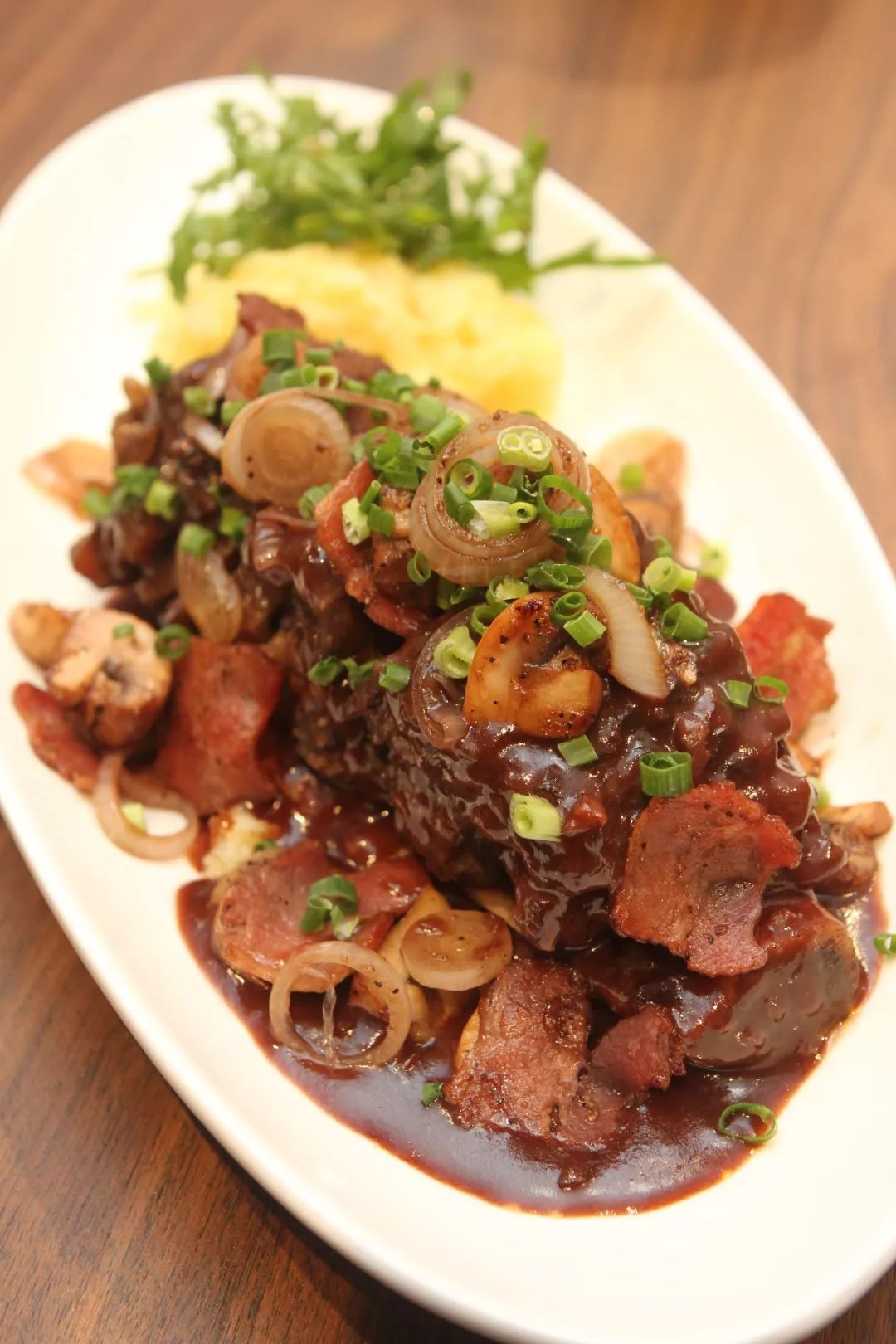 港丽杭大店开卖蛋糕了!精致的裱花蛋糕,秒杀连锁的奶酪茶……没想到你是这样的港丽