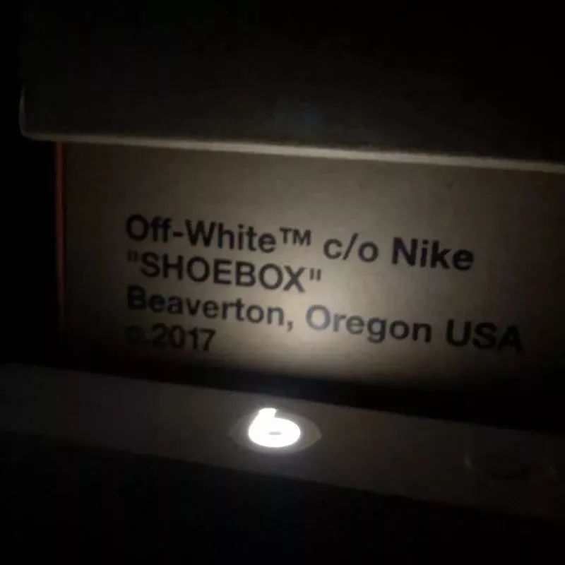 他们与买鞋欲望对抗时，资金转移、互设密码、攒钱冲Ye等招数都失败了