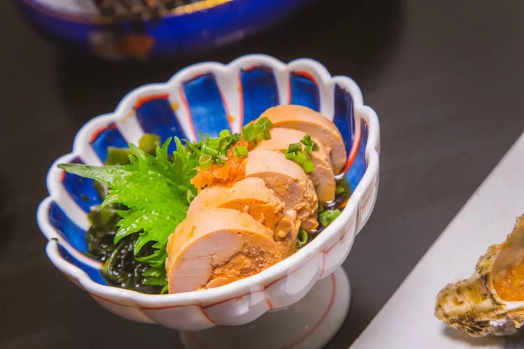 镇江宝藏日料店！15层生猛「云梯刺身」无限续，120+种自助不限量