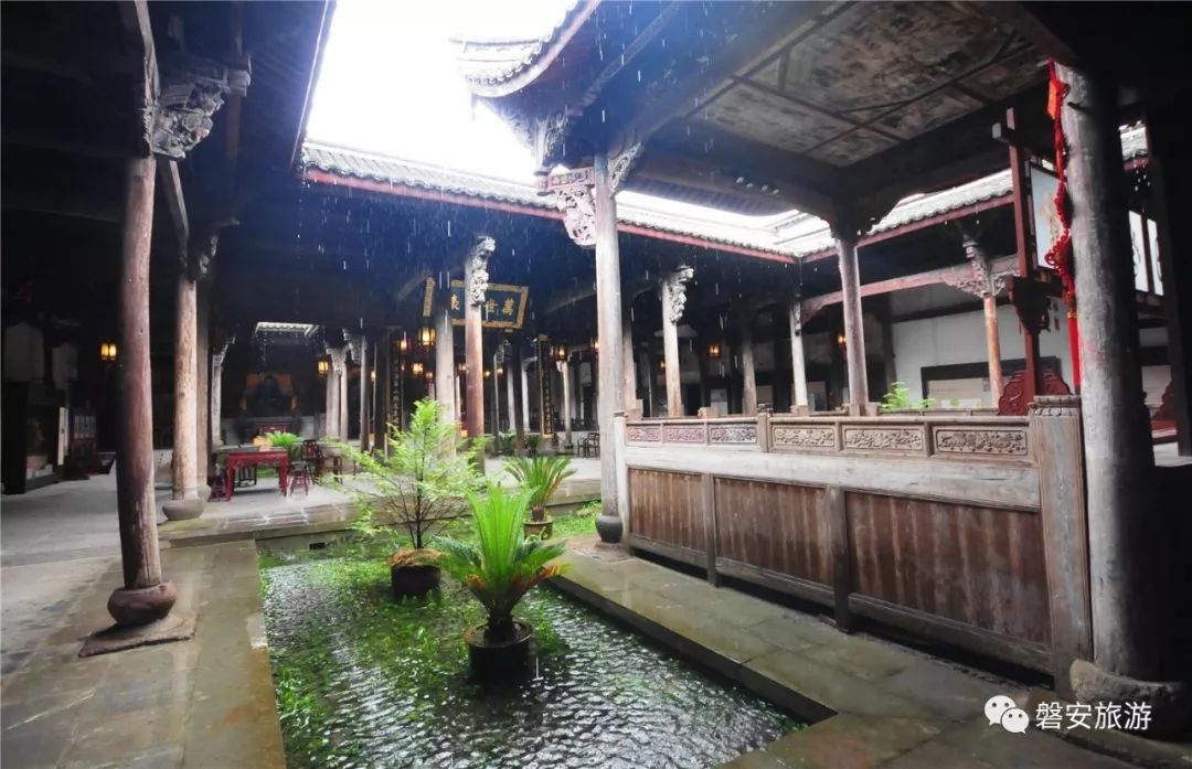 有没有最近很火的古装剧,那些让人惊艳的古装剧