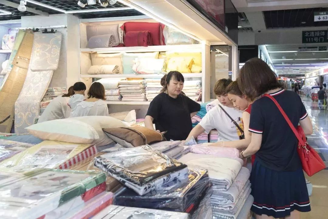 义乌鸡毛换糖小商品,从鸡毛换糖到世界超市