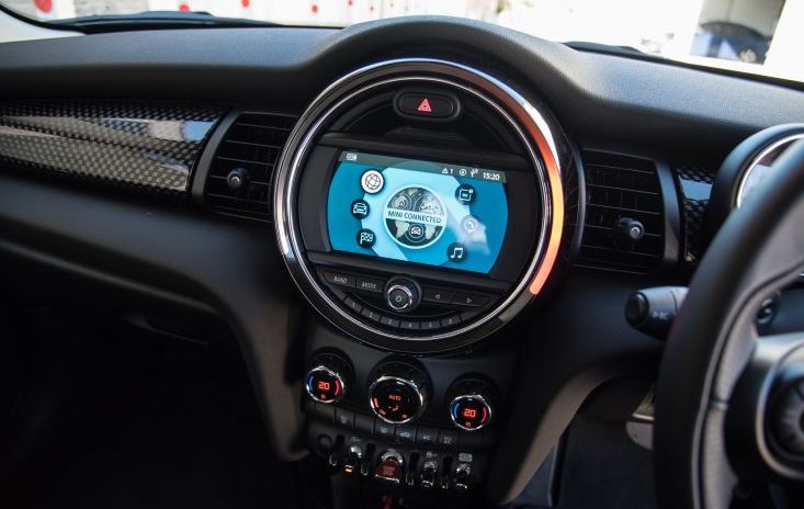 试驾MINICooperS：归途太远，要迷人且倔强