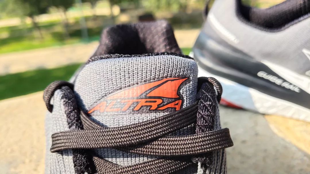 nikegravity跑鞋测评,gravity跑鞋测评