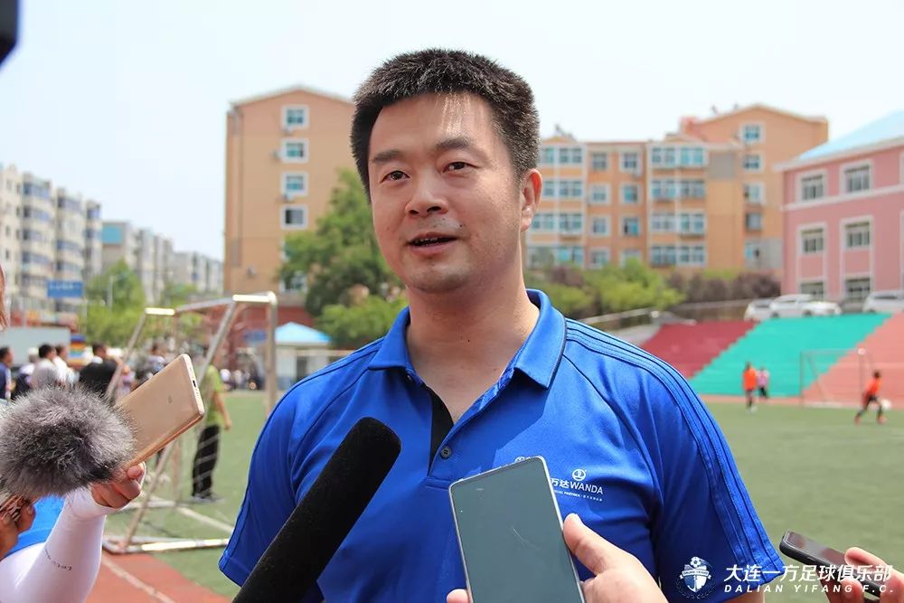 中国青训与国外青训,蓝队青训国青