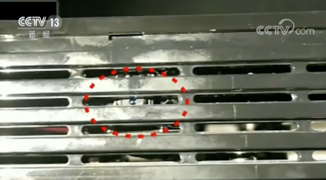 合租室友用洗衣机洗内衣,合租室友半夜洗澡洗衣服