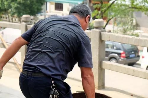 洗衣机里加上它陈年污垢全出来了,洗衣机污垢和霉菌危害