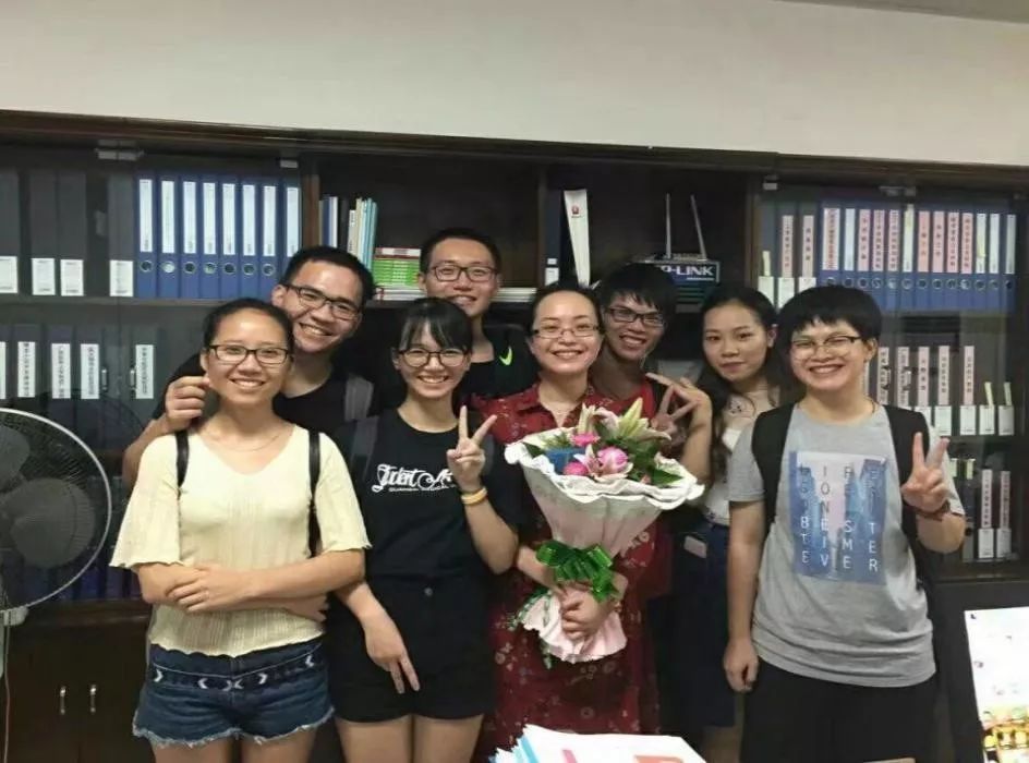 毕业季这就是青春最美的样子,毕业季好看女孩