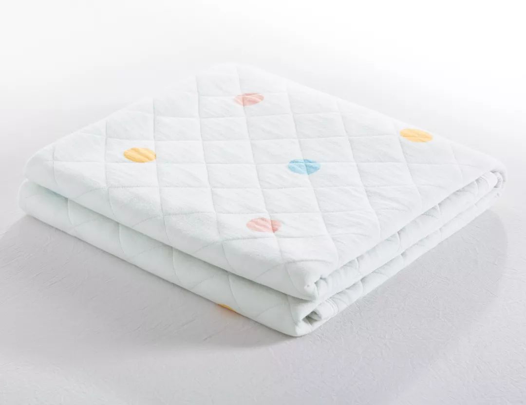 闪购|蚕丝被都能水洗了，还有什么理由不入一条呢？