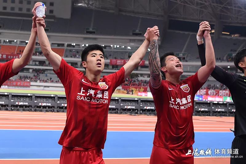 上海上港前锋李圣龙,上海上港足球队员李圣龙哪里人