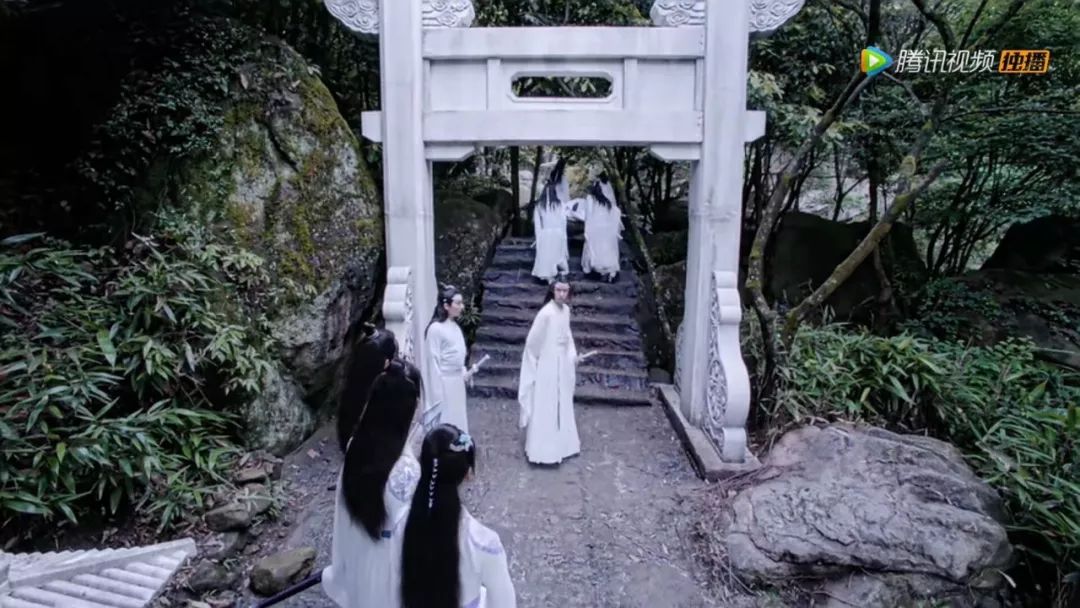 有没有最近很火的古装剧,那些让人惊艳的古装剧