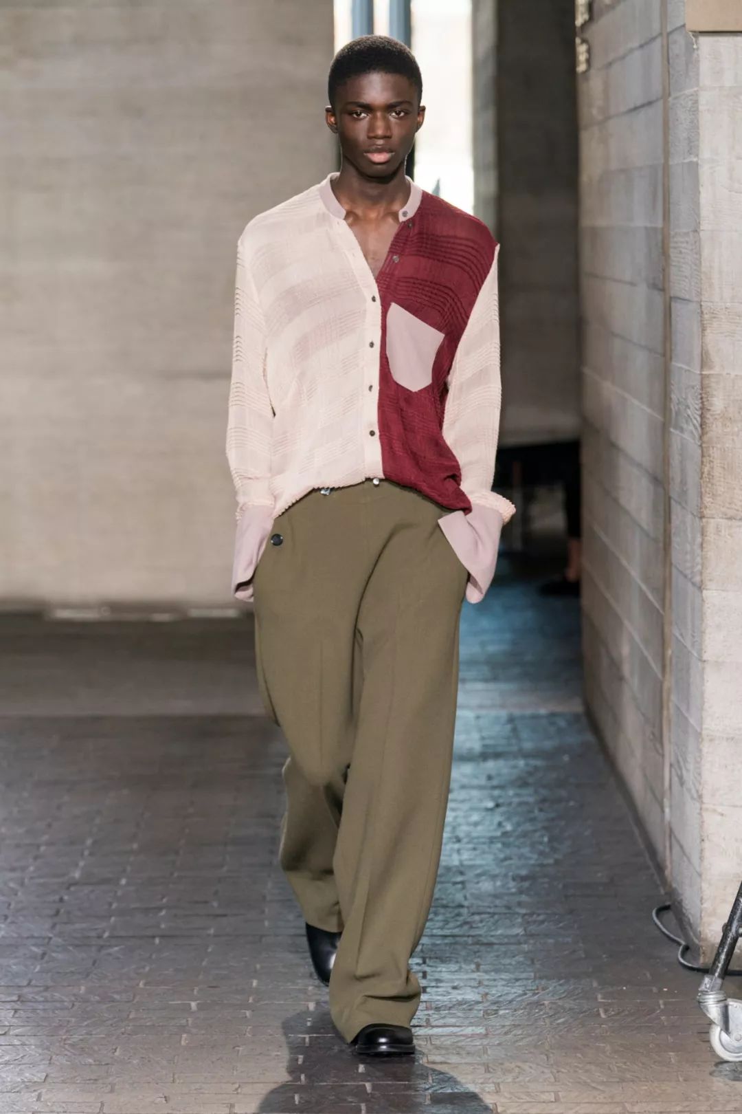 利郎男装秋冬流行趋势,2022男装秋冬色彩趋势