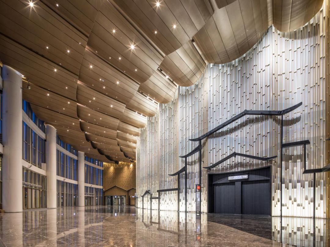 奇积乐园工程队发生巨大冲突 (奇积乐园第一集)