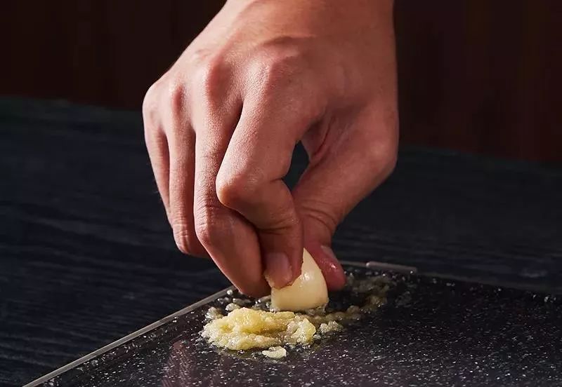 99%抗菌的菜板，不发霉，磨刀磨蒜样样能行