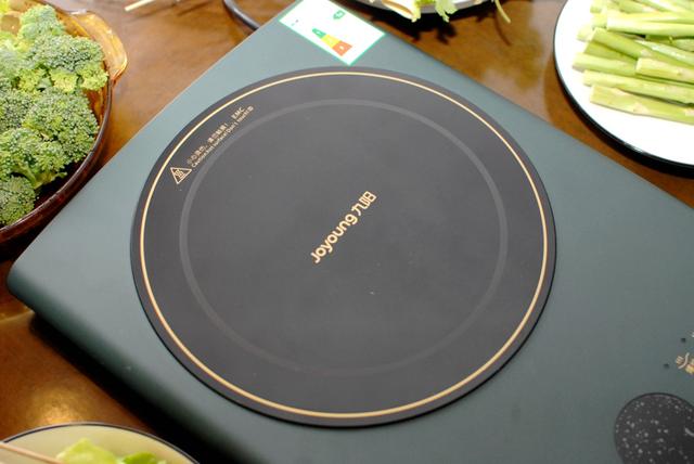 瀛曞闃茶緪灏勭數纾佺伓,鑰佸紡闃茶緪灏勭數纾佺伓