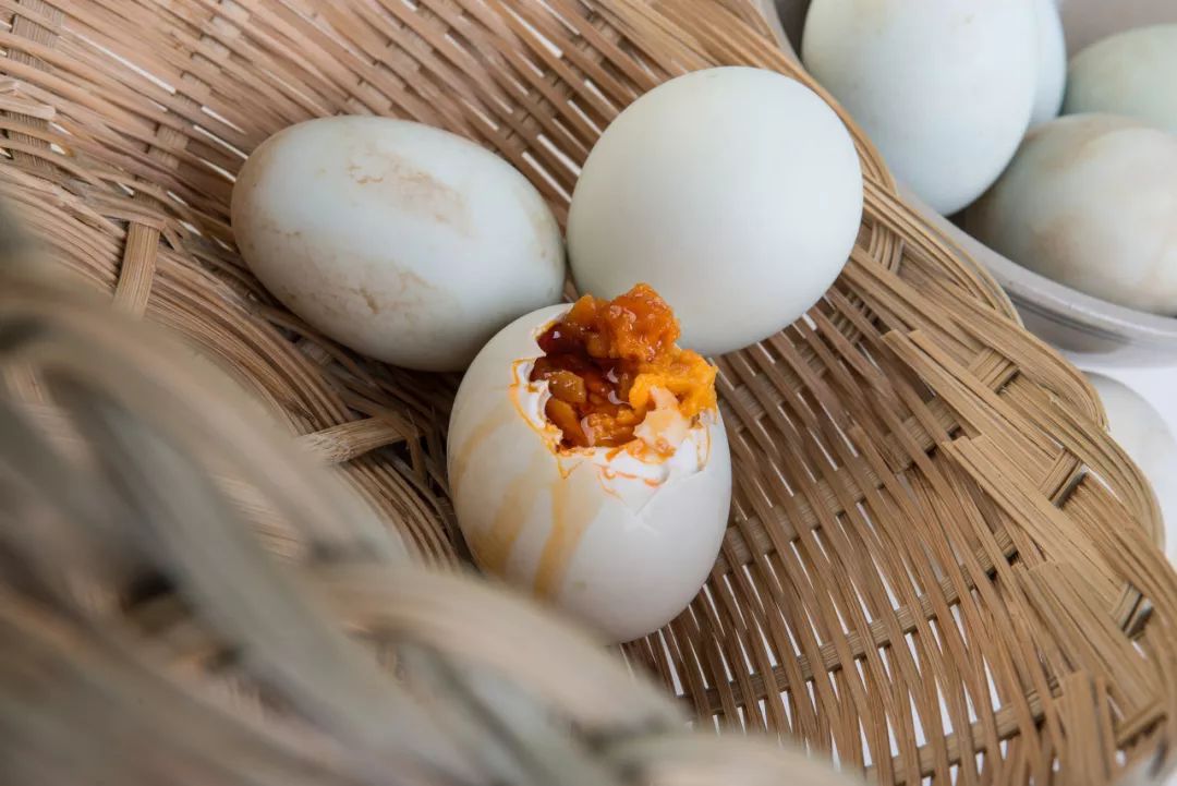 咸鸭蛋能不能只用盐来做,腌咸鸭蛋最快的方法