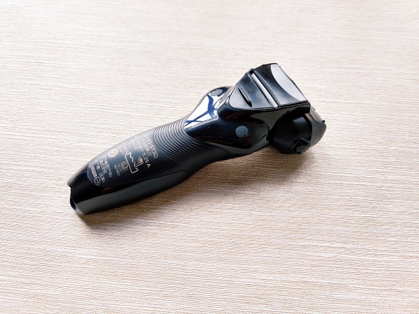 松下剃须刀干湿两用,干湿两剃电动剃须刀