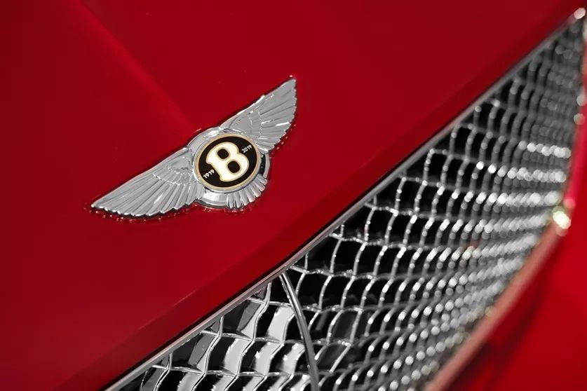 宾利百年纪念款添越多少钱,宾利新能源新车发布会