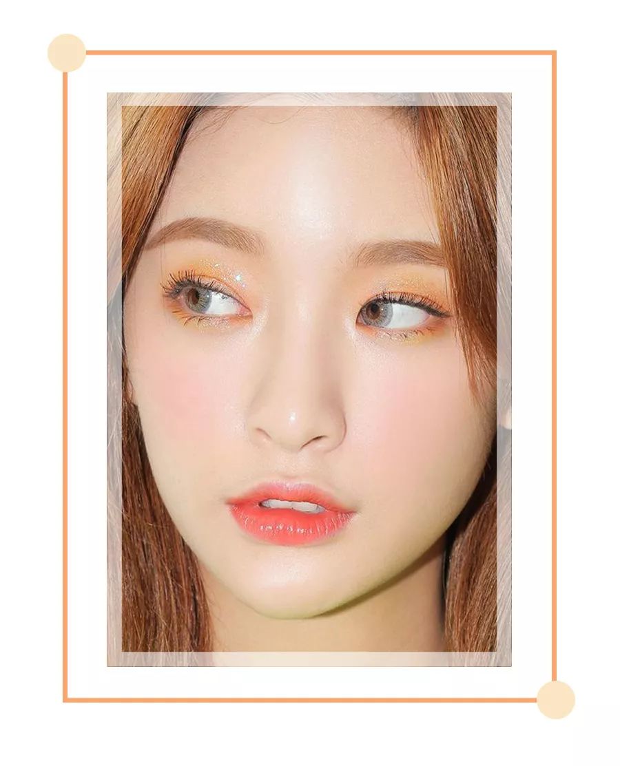 牛油果色跟什么颜色搭配,牛油果色真的很显白