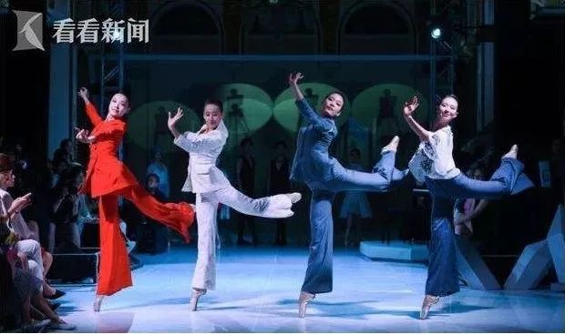 高定巴黎时装周发布会,香奈儿春夏高定时装周