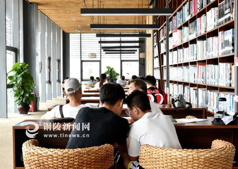 “在这里读懂铜陵”——铜陵，排名全省前三！