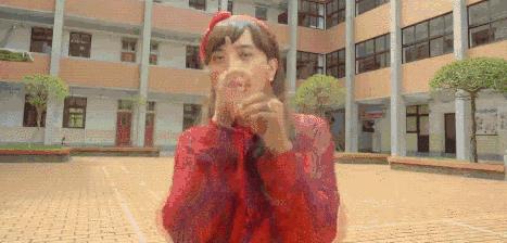 涓庣埍璞嗙殑浜插瘑浜掑姩,鍜岀埍璞嗕簰鍔ㄧ殑鐢滆湝鐬棿