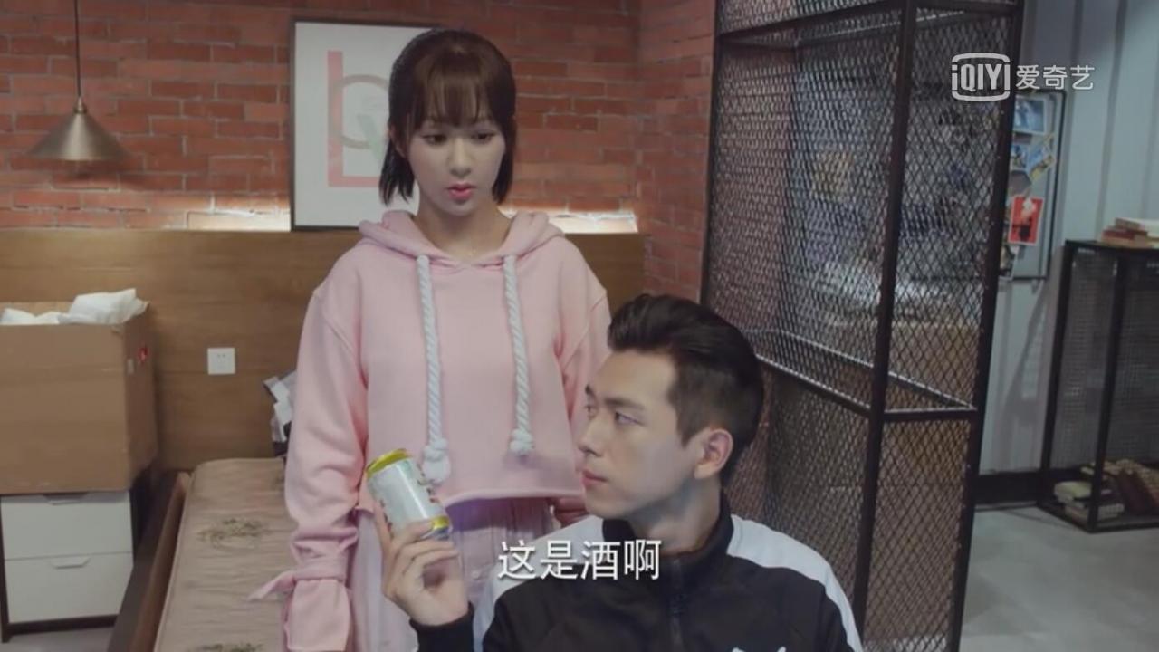 佟年造型,佟年的造型