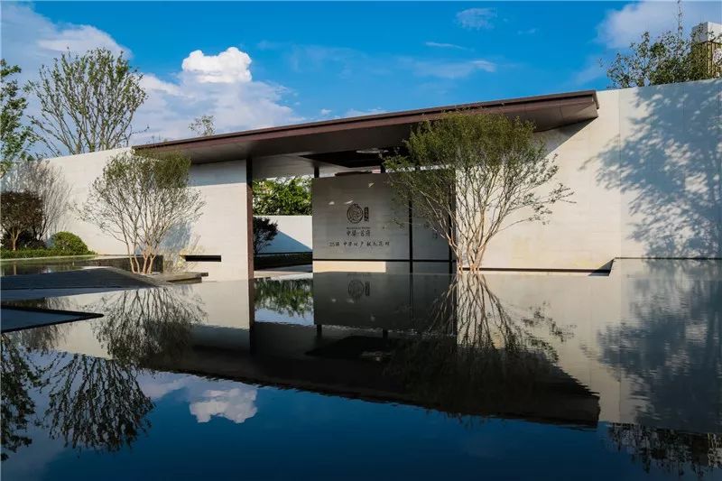 昆明中梁首府最新进展,昆明中梁首府风格