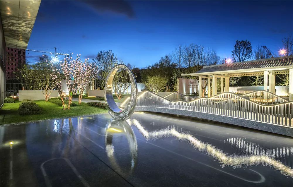 昆明中梁首府最新进展,昆明中梁首府风格