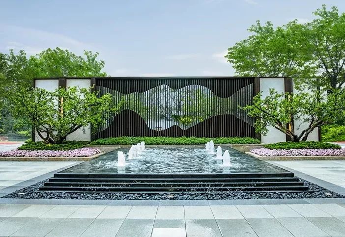 昆明中梁首府最新进展,昆明中梁首府风格