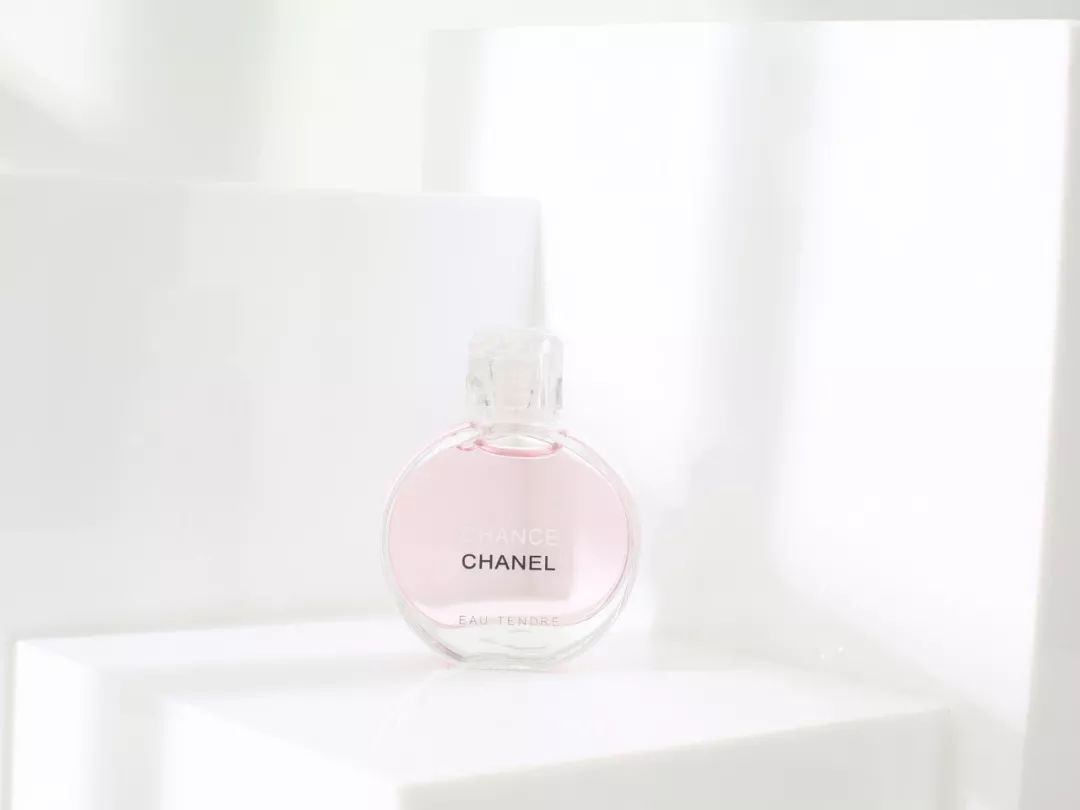 香奈儿经典款香水图片及价格,100多的香奈儿香水是真的吗