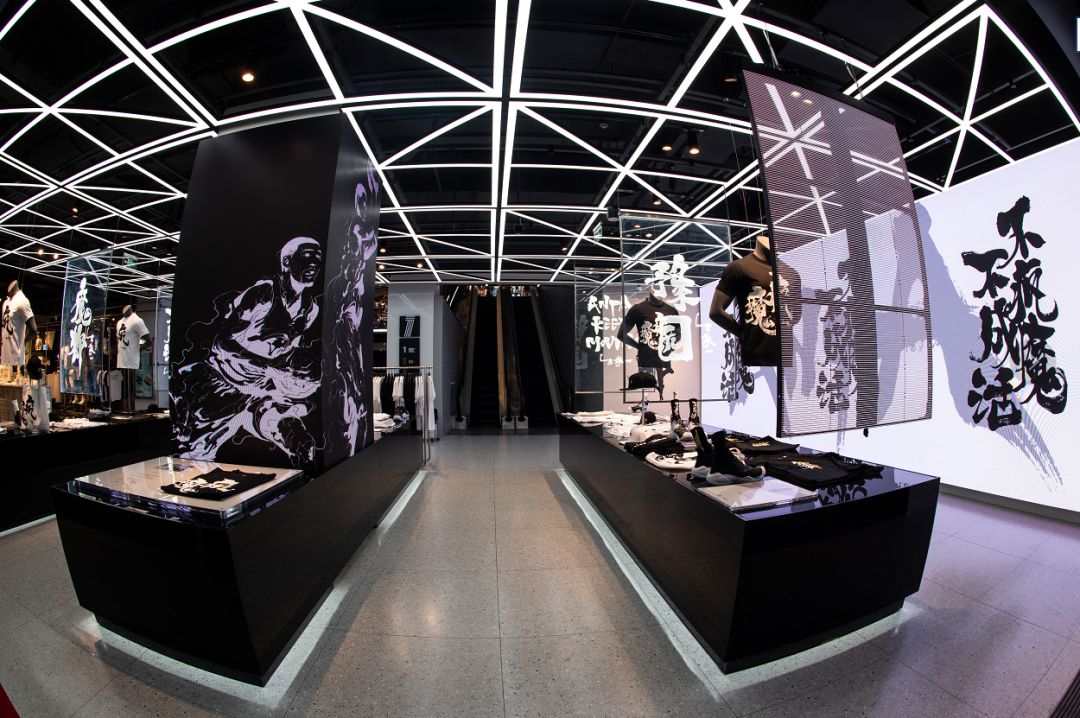 年入241亿，中国最强爆品制造机：这款国货让外国人疯狂排队，有什么秘密*器武**？