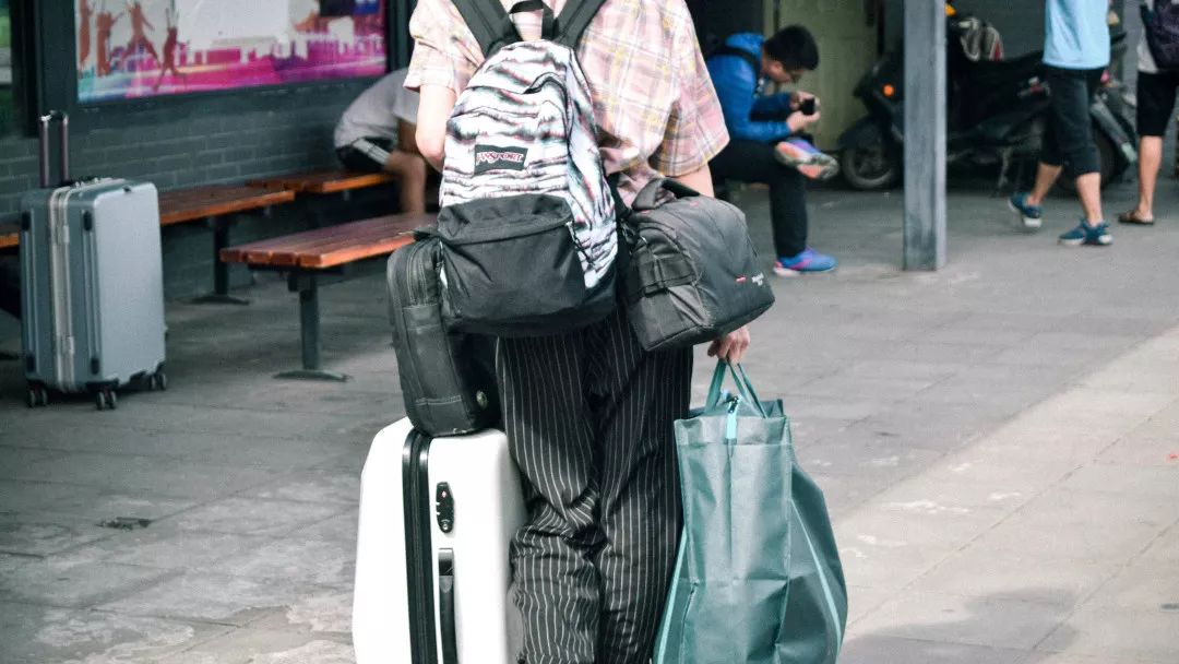 再见宜宾完整版,再见江小白歌曲