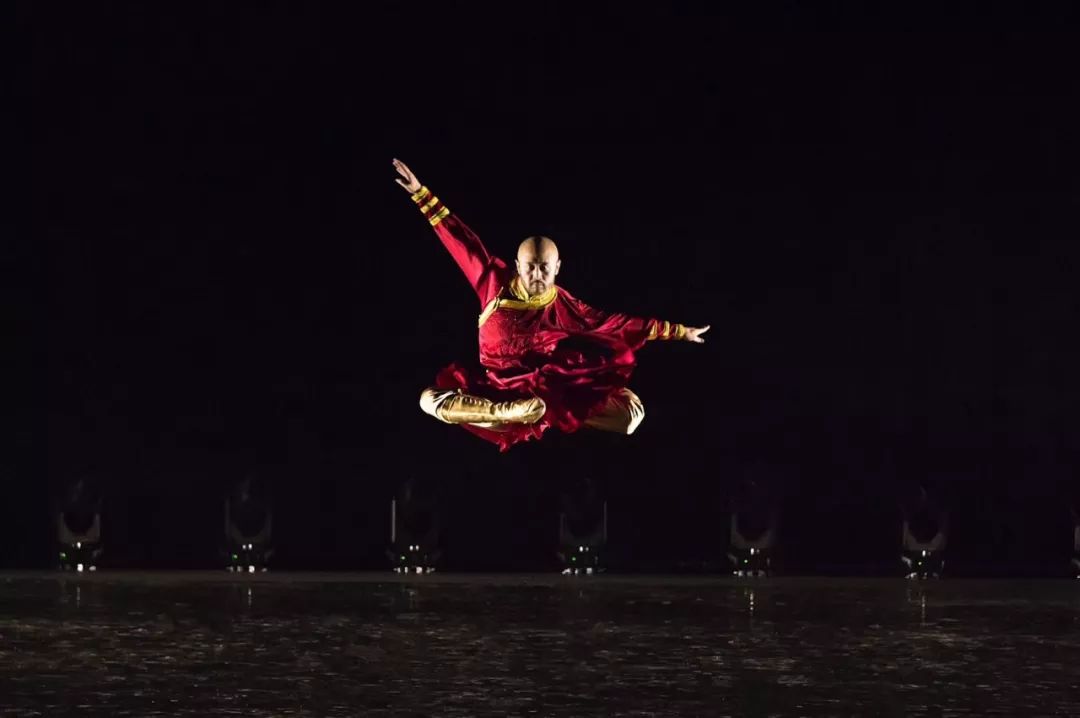 舞台演出怎么拍摄人像,舞台演出怎么拍照好看