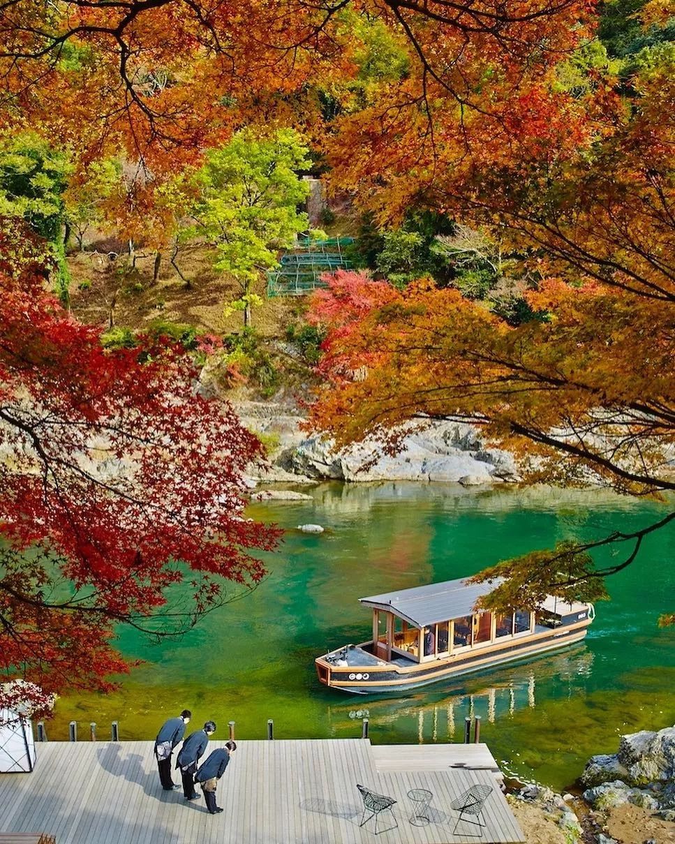 藏于山水间的温泉酒店推荐,海螺沟温泉度假酒店推荐