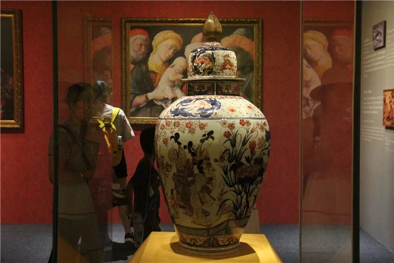 展览|励志史:“模仿”景德镇逆袭成“欧洲第一名瓷”