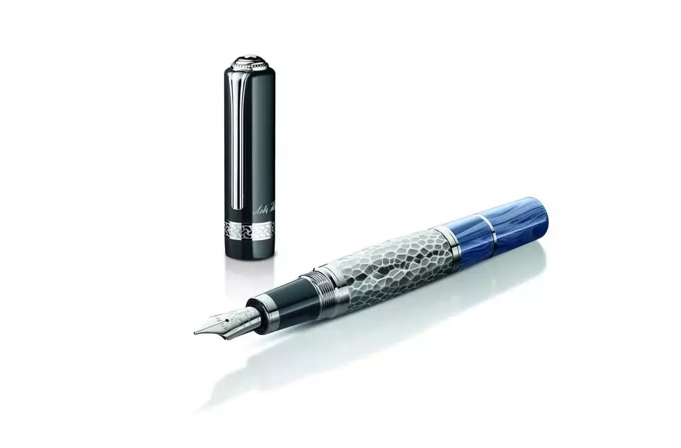 为什么万宝龙那么贵,闲鱼上万宝龙的钢笔怎么那么便宜